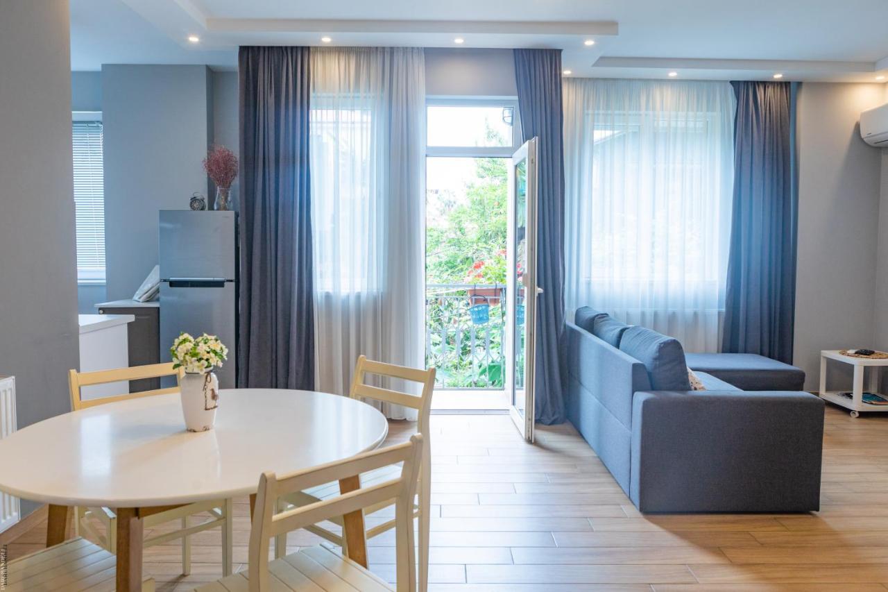 Apartment By The Sheraton Batumi Ngoại thất bức ảnh
