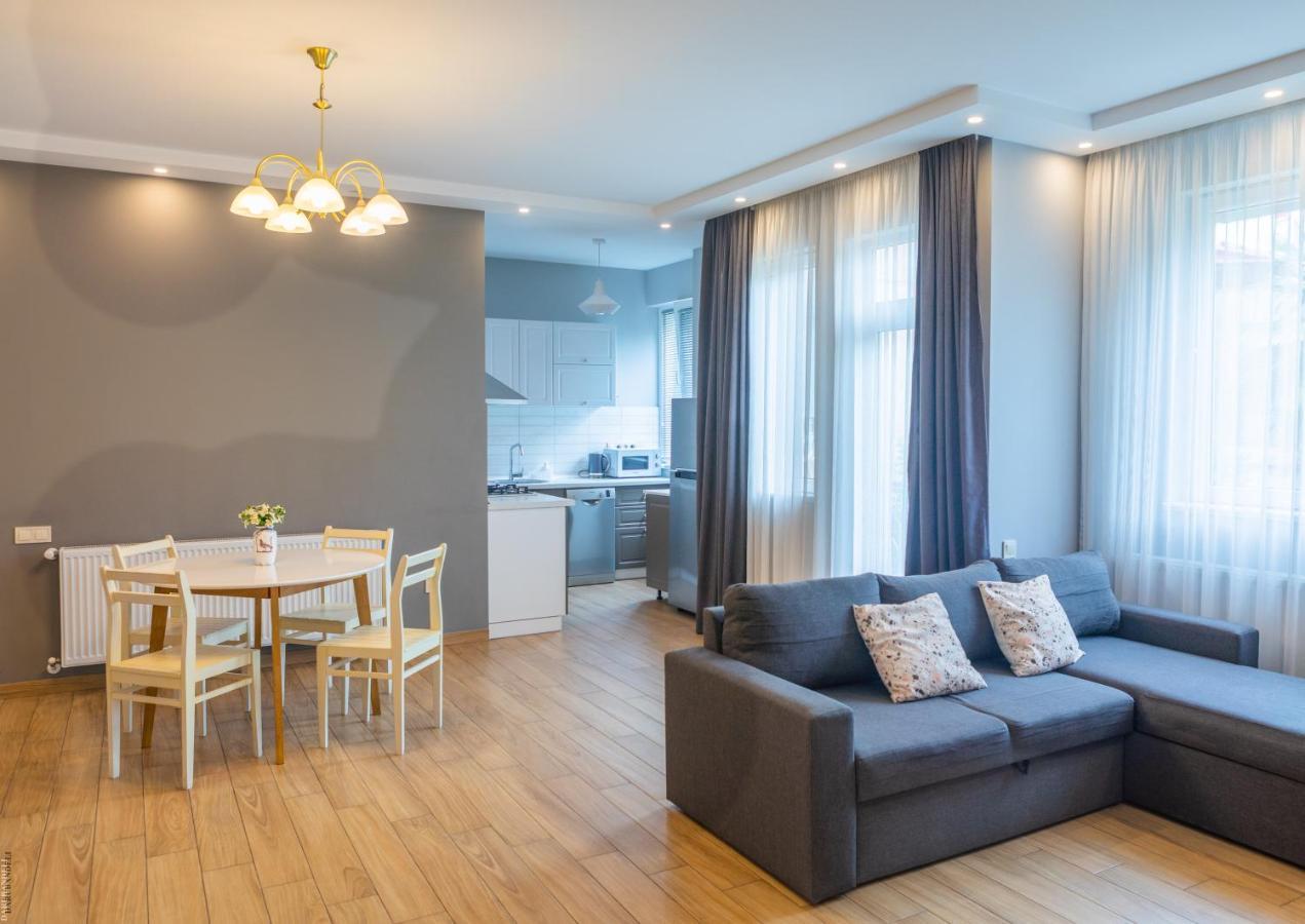 Apartment By The Sheraton Batumi Ngoại thất bức ảnh