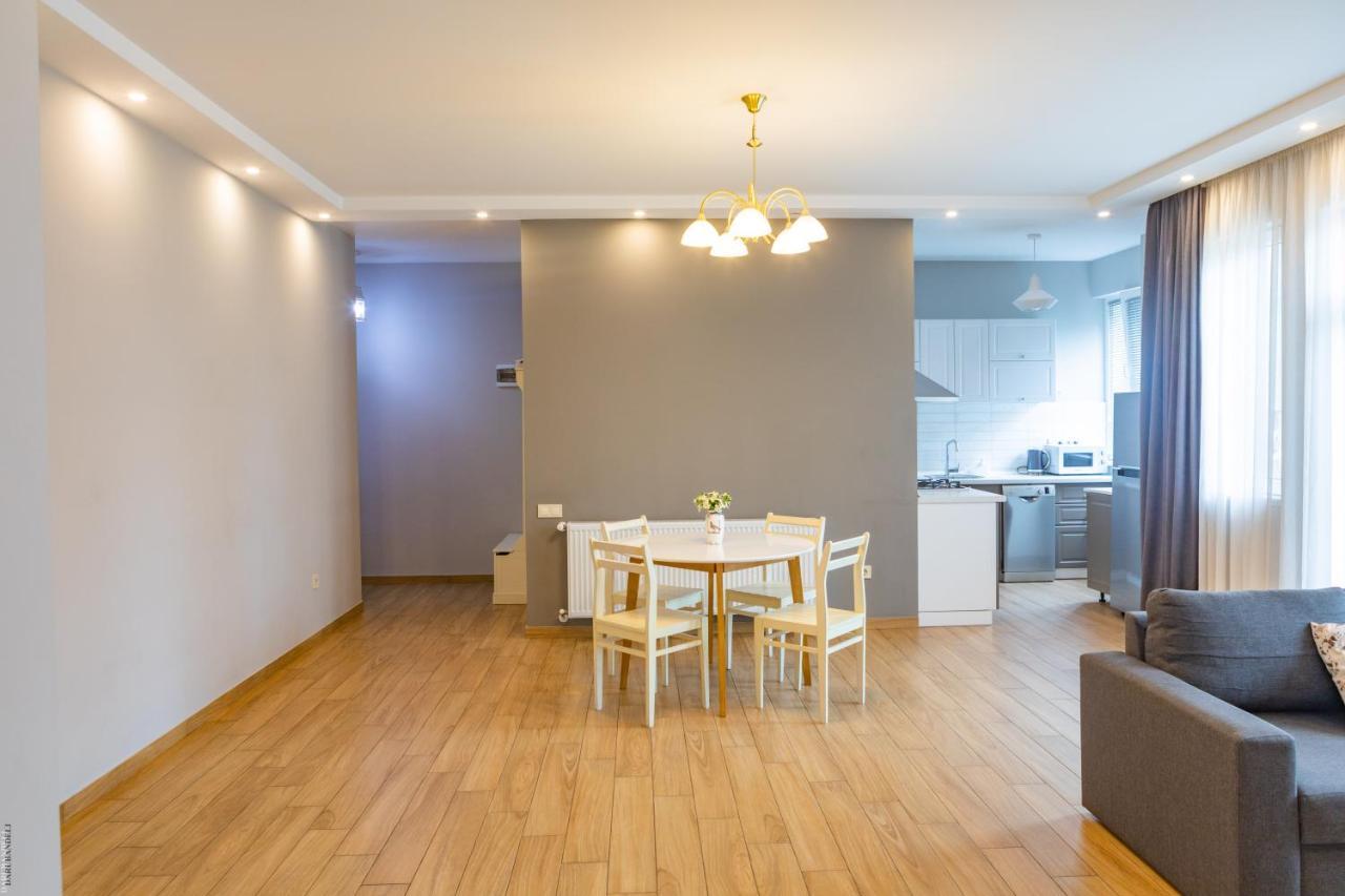 Apartment By The Sheraton Batumi Ngoại thất bức ảnh